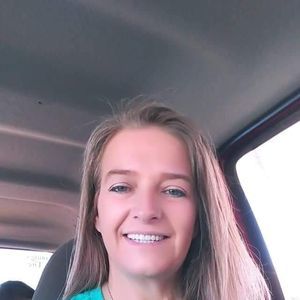 Meet your Posher, Alisha